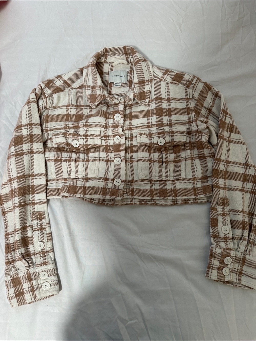 American Eagle Cropped Plaid Button-Up Jacket in Cream & Brown